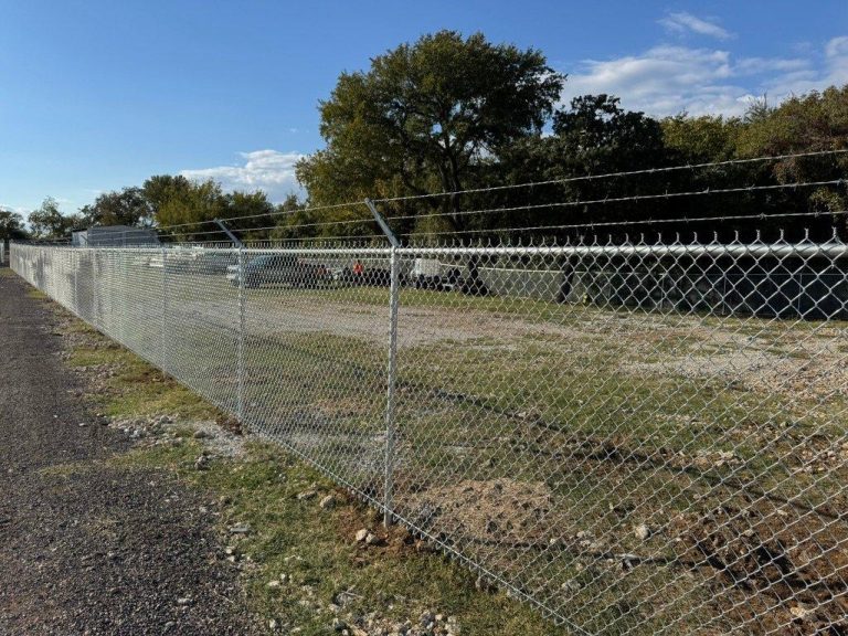 Chain link fence post installation in Abilene TX